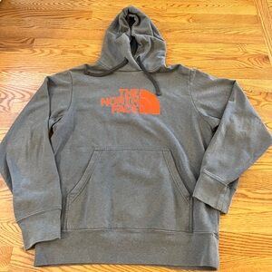 North Face men’s hoodie, size medium, gray.
